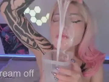 Chaturbate Nude Webcam of cyberzoe