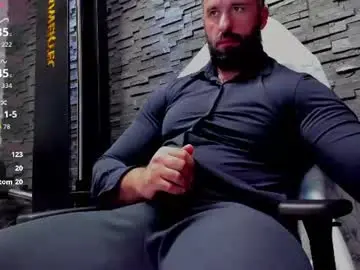 Chaturbate Live Sex Cam of yy_david_yy