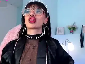 Chaturbate Sex Chat of emerald_gh