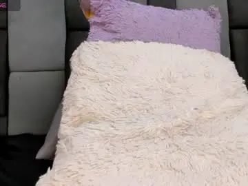 Chaturbate Sex Cam of nicolle_smithh_