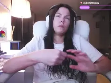 Chaturbate Live Sex Cam of tinykylie