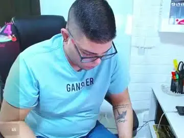 Chaturbate Live Sex Cam of realjoel