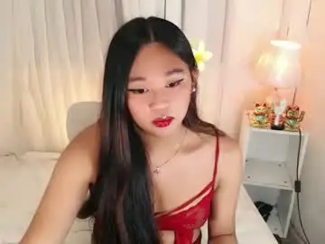 Chaturbate Live Sex Cam of binnie_katchins