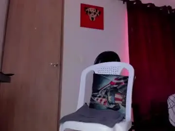 Chaturbate Sex Cam of cloudy_pigdude