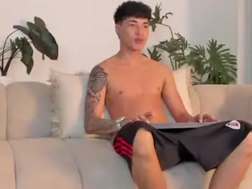 Chaturbate Watch Live Sex Cams of noahdaviss