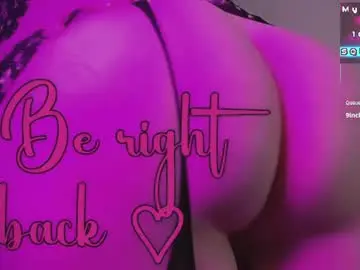 Chaturbate Live Sex Cam of auroraenigma