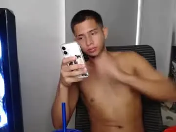Chaturbate Nude Webcam of harold_18_