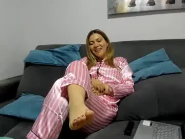 Chaturbate Live Porn of pamelaquenn_2