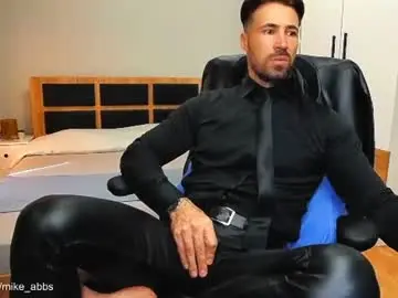 Chaturbate Best Webcam of mikestrip