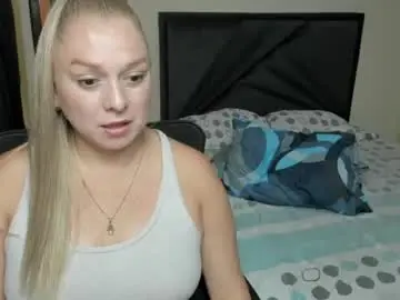 Chaturbate Best live sex cam show of nataliasweet777