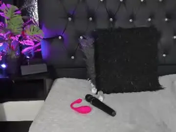 Chaturbate Live Sex Cam of goddess_arethaozz