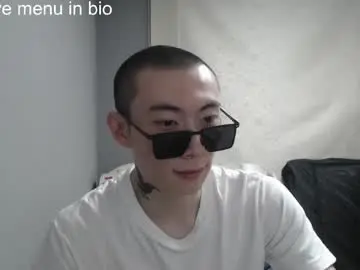 Chaturbate Free Porn Cam of boxman556990