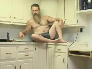 Chaturbate Live Sex Cam of daddydraco82