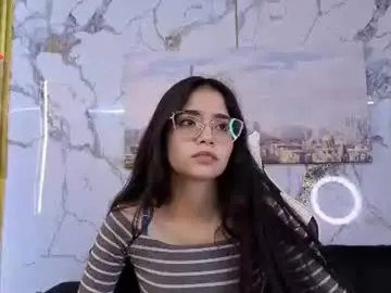 Chaturbate Live Sex Cam of carolina23_pm