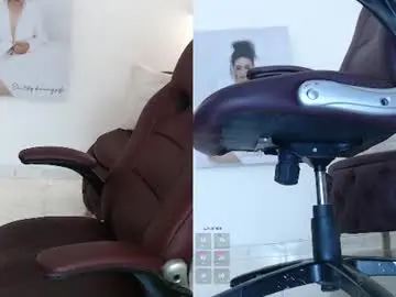 Chaturbate Best live sex cam show of diva_milf