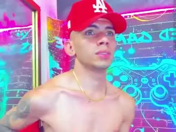 Chaturbate Sex Cam of edward_24_