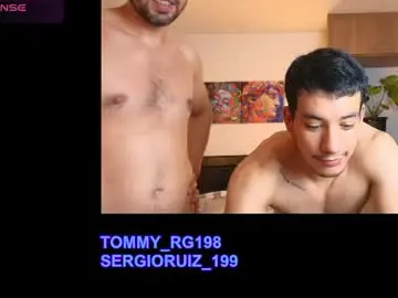 Chaturbate Live Sex Cam of tommy_raym0ndg