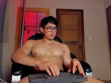 Chaturbate Nude Webcam of grayandrews