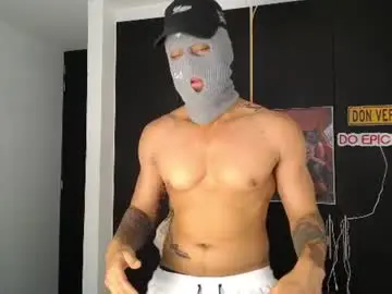Chaturbate Live Sex Cam of claybrown_