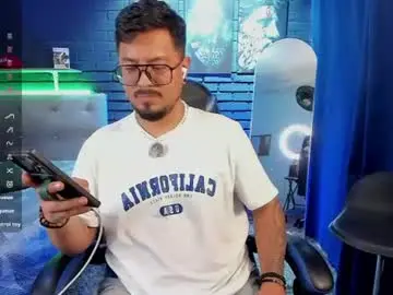 Chaturbate Live Sex of daviidevans