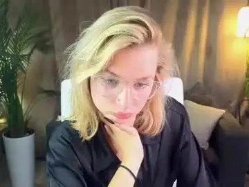 Chaturbate Live Sex of noramoreau