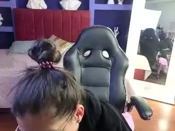 Chaturbate Live Sex Cam of iam_sammy_01