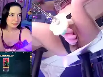 Chaturbate Adult Video Chat of nicoleferrel