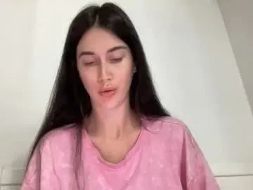 Chaturbate Live Sex Cam of cute_kriss94