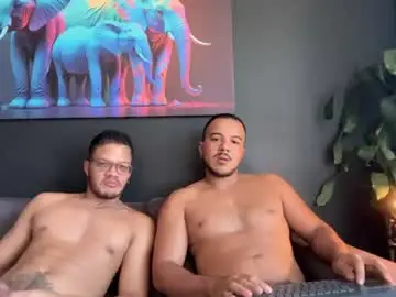 Chaturbate Live Sex Cam of highlatin_guys