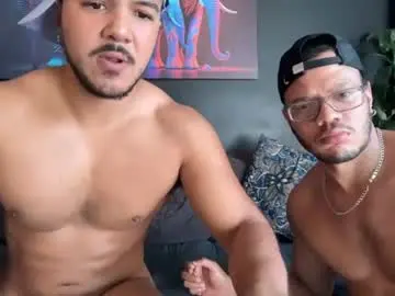 Chaturbate Live Porn of highlatin_guys