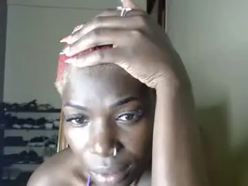 Chaturbate Live Porn of luo_queen