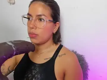 Chaturbate Watch Live Sex Cams of angelaricci