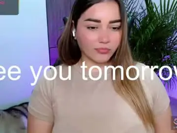 Chaturbate Live Porn of lucia_star_