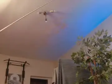 Chaturbate Live Sex Cam of bulatov_x