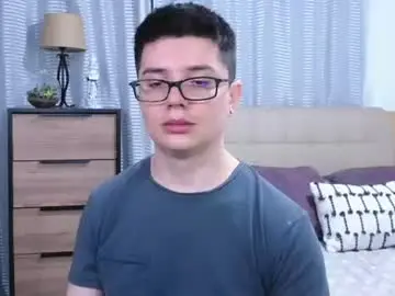 Chaturbate Free Porn Cam of kevinhunts