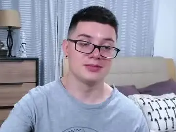 Chaturbate Adult Webcams of kevinhunts