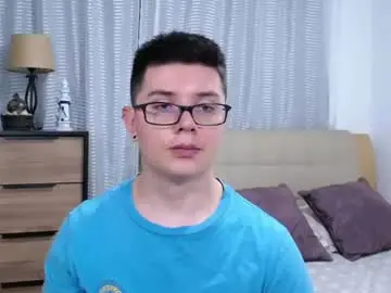 Chaturbate Watch Live Sex Cams of kevinhunts