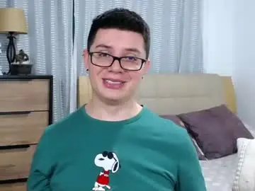 Chaturbate Free Live Porn of kevinhunts