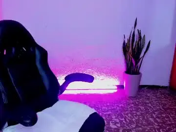 Chaturbate Best live sex cam show of shaaroonhillss1