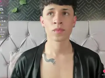 Chaturbate Live Porn of axel_evanss