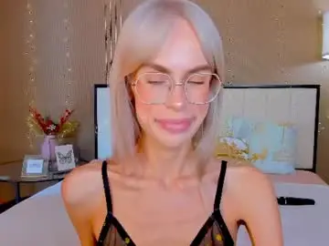 Chaturbate Best live sex cam show of bellatip