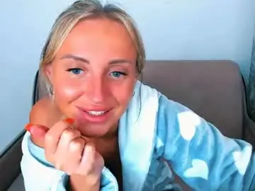 Chaturbate Adult Video Chat of snezanablond