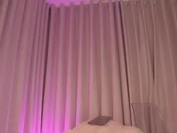 Chaturbate Nude Webcam of therealpeach_