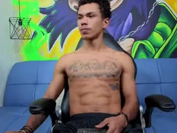 Chaturbate Best live sex cam show of daniels6959