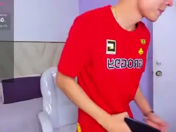 Chaturbate Nude Webcam of ethan12_