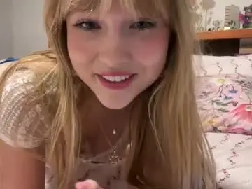 Chaturbate Free Porn Cam of kittengirlxo