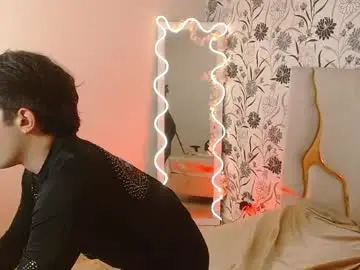 Chaturbate Sex Chat of axelnoir_tay
