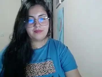 Chaturbate Live Sex Cam of alejandraa_33