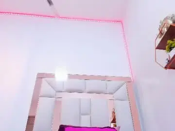 Chaturbate Free Porn Cam of lia_antonella69
