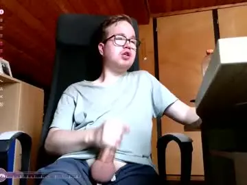 Chaturbate Free Live Porn of moonsexguy
